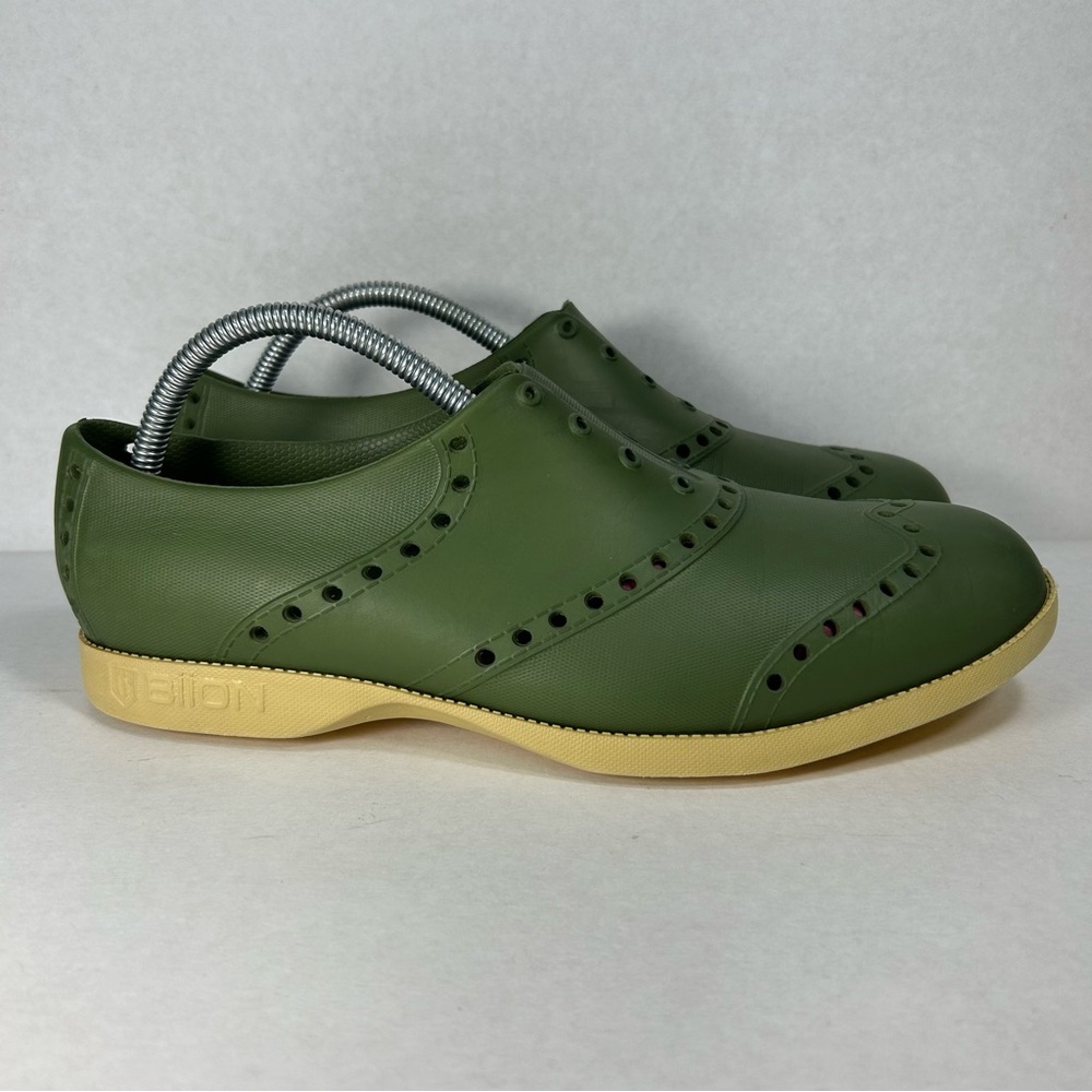 BIION Spike-less Golf Wingtips Slip On Shoe Forest Green; Men’s Size 9 US / 42.5